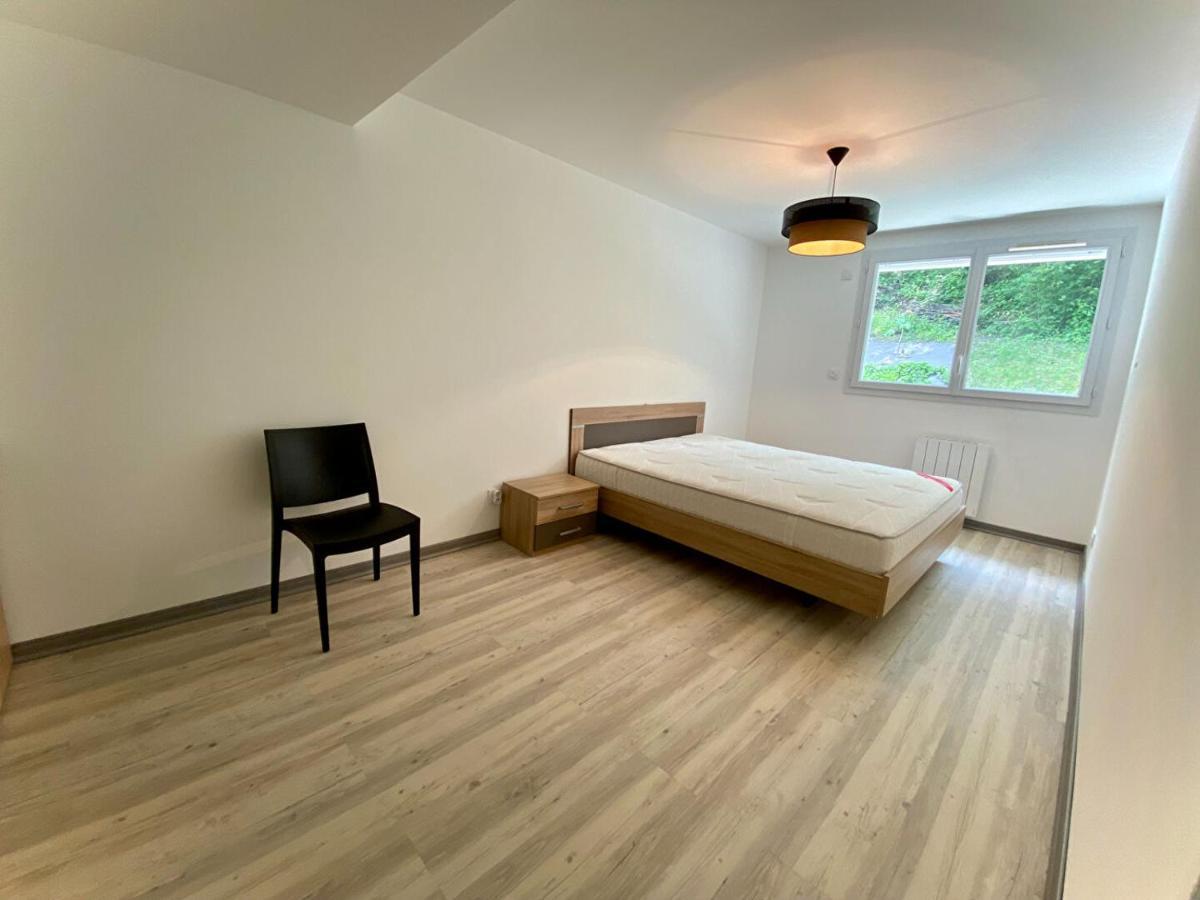 Chambre privée à 10mn du lac et stations de ski Apartamento Publier Exterior foto